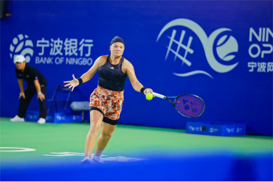 富勒姆的比 富勒姆的比